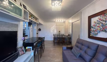 Apartamento com 03 dormitórios, sendo 01 suíte e 01 vaga coberta no bairro Floresta - São José/SC