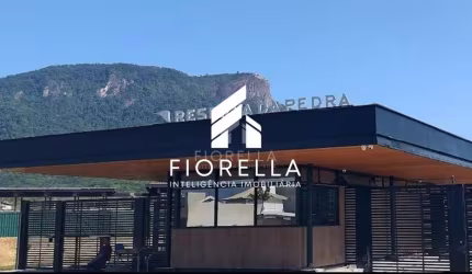Terreno no Condomínio Reserva da Pedra, fundos para o lago, excelente localização.