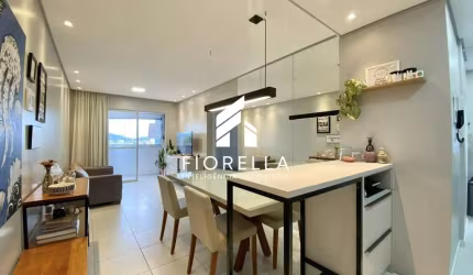 Apartamento à venda com 02 dormitórios, sendo 01 suíte, no bairro Jardim Cidade de Fpolis/São José-SC