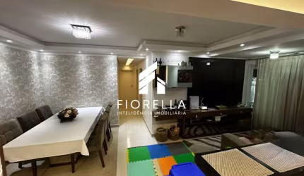 Apartamento à venda com 3 quartos sendo 1 suíte no bairro Passa Vinte/Palhoça-SC.