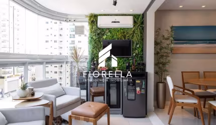 Apartamento semimobiliado à venda com 02 dormitórios, sendo 01 suíte, em Campinas, São José/SC.