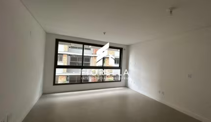 Apartamento de 01 dormitório, com vaga de garagem, no bairro Estreito em Florianópolis.