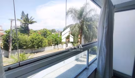 Apartamento 3 dormitórios com suíte no Abraão em Florianópolis/SC