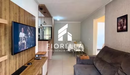 Apartamento 2 dormitórios com 2 vagas de garagem no bairro Ipiranga - São José/SC