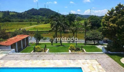 Chácara com 5 dormitórios à venda, 2500 m² por R$ 3.800.000 - Condomínio Estância Guararema - Guararema/SP