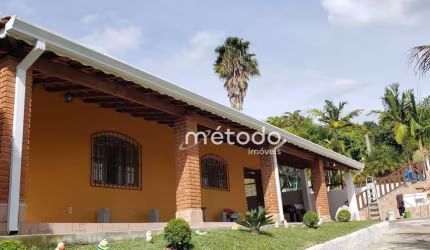 Chácara com 2 dormitórios à venda, 1300 m² por R$ 810.000,00 - Parque Agrinco - Guararema/SP