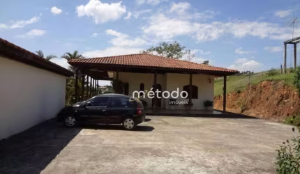 Chácara com 3 dormitórios à venda, 1000 m² por R$ 800.000 - Parque Agrinco - Guararema - SP