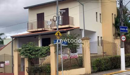 Sobrado com 3 dormitórios à venda, 223 m² por R$ 1.980.000,00 - Centro - Guararema/SP