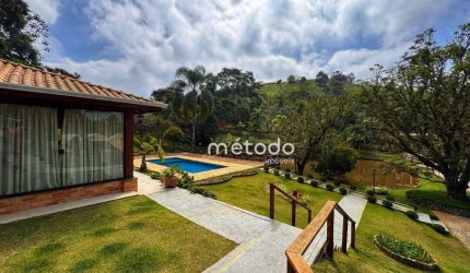 Sítio com 7 dormitórios à venda, 20000 m² por R$ 3.500.000,00 - Itaoca - Guararema/SP