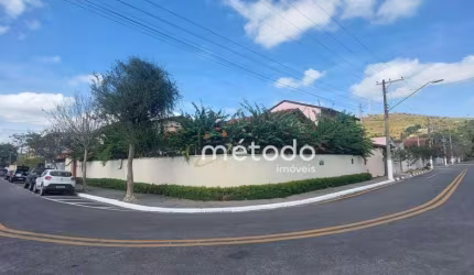 Casa com 5 dormitórios à venda, 250 m² por R$ 1.300.000 - Itapema - Guararema/SP