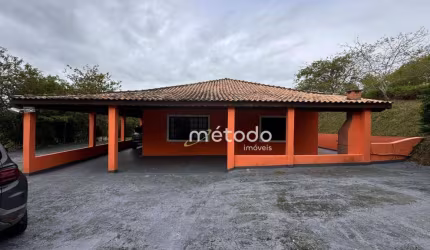 Sítio com 3 dormitórios à venda, 57200 m² por R$ 1.120.000,00 - Itapeti - Guararema/SP