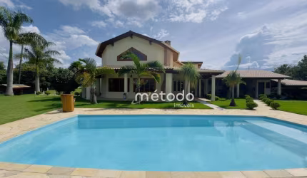 Casa com 3 dormitórios à venda, 298 m² por R$ 2.700.000 - Condomínio Residencial Alpes de Guararema - Guararema/SP