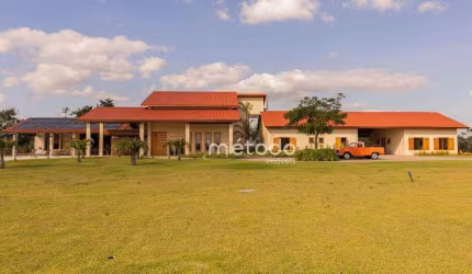 Sítio com 12 dormitórios à venda, 26000 m² por R$ 12.000.000,00 - Itapeti - Guararema/SP