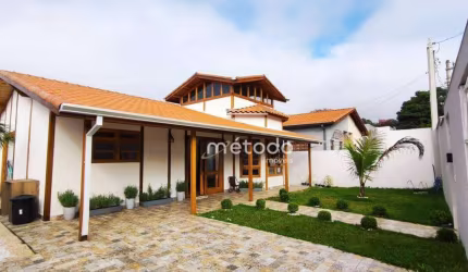 Casa com 3 dormitórios à venda, 155 m² por R$ 1.050.000,00 - Itapema - Guararema/SP