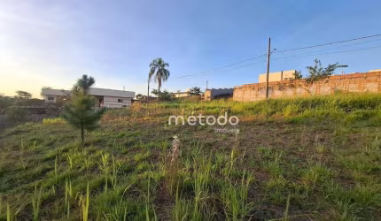 Terreno à venda, 1101 m² por R$ 240.000 - Condomínio Lago Dourado - Jacareí/SP