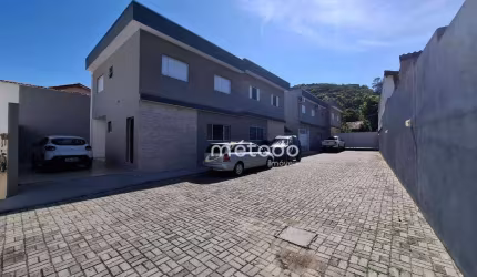 Casa com 3 dormitórios para alugar, 90 m² por R$ 2.200,00/mês - Itapema - Guararema/SP