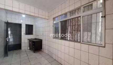 Casa com 1 dormitório para alugar, 70 m² por R$ 1.800/mês - Centro - Guararema/SP