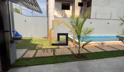 Casa com chacara de lazer
