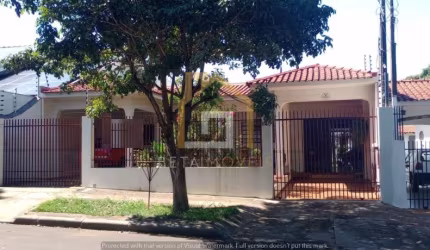 Imóvel de terreno inteiro no Bairro Aeroporto