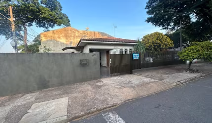 Casa na Avenida Anchieta em Sarandi
