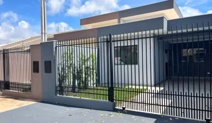 Casa com moveis no Jardim Colina Verde