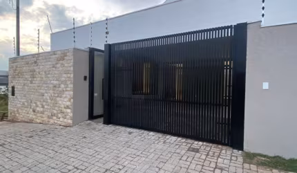Casa com 3 suites no Jardim Munique