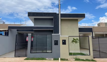 Casa com suite no Jardim Leblon