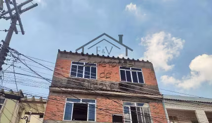 Casa com 3 quartos à venda na Rua Araguatins, 26, Pavuna, Rio de Janeiro, 185 m2 por R$ 215.000