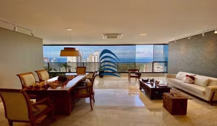 Luxuoso apartamento localizado no MANSÃO BAHIANO DE TÊNIS