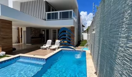 Casa em Vilas do Atlântico  Terreno 375m2 Área construída 320,90  5/4 sendo 4 suítes