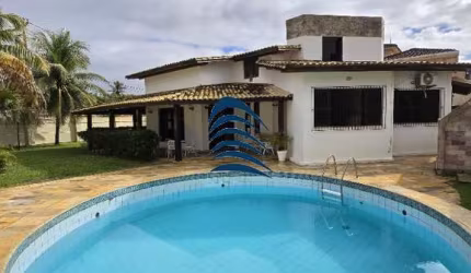 Vendo excelente Casa térrea solta de 04 quartos com mezanino em Vilas do atlântico Rua praia de São Conrado,
