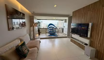 Lindo apartamento no Cosmopolitan - Alphaville Salvador  - 3/4 sendo 2 suítes - 107 m² - Nascente total - Super Ventilado -  Andar alto - Vista Deslumbrante e privativa - 2 vagas cobertas.