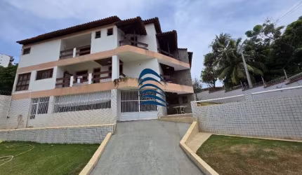 Alugo grande casa de alto padrão com excelente localização para comercio ou clínica