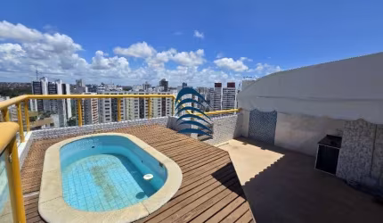 Cobertura à venda no Imbui   Localização privilegiada, rua tranquila e sem saída. Próximo aos principais comércios da região.