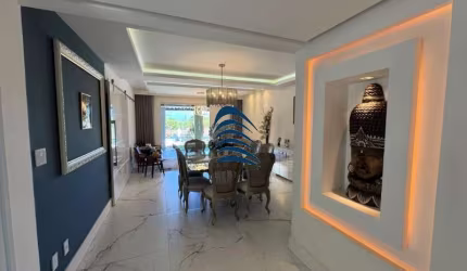 GOLF QUATRO RODAS - Casa Duplex - 4 suítes - Closets- Home Office - Sala de TV- ENERGIA SOLAR - Área gourmet com churrasqueira  -Piscina- Jardim - Fino acabamento- Porteira Fechado.