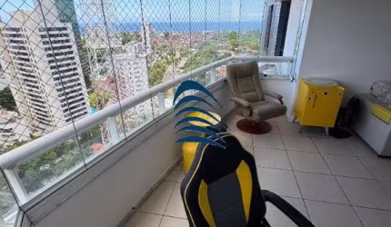 Apartamento na Federação no Condomínio Residencial Silvio Robatto com 2 quartos com closet, 86m2,  banheira, vista mar