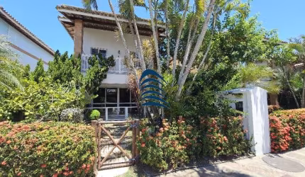 CASA EM CONDOMÍNIO - PRAIA DO FLAMENGO
