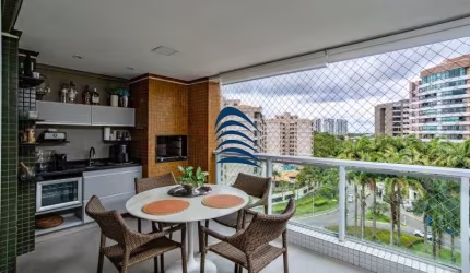 Forest Ville - Alphaville I, apartamento com 3 suítes, sendo a Master com closet, sala ampla, lavabo, varanda gourmet com churrasqueira a carvão.