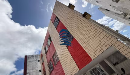 Edifício Vila Verde ( Vila Laura )   2/4 totais - 60m  ?1 andar ( Escada )   ??Armários embutido  ??Sanca de gesso  ??01 vaga de garagem  ??Posição Nascente
