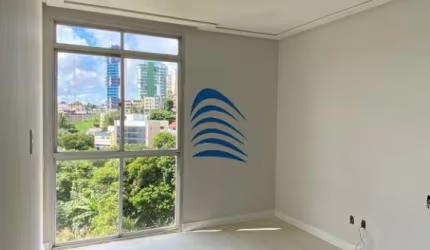 Apartamento localizado entre os bairros de Ondina e avenida Garibaldi