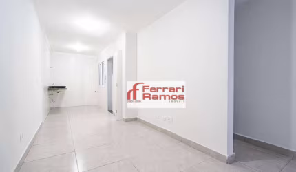 Sobrado com 02 dormitórios à venda, 67 m² por R$ 274.000 - Itaquera - São Paulo/SP