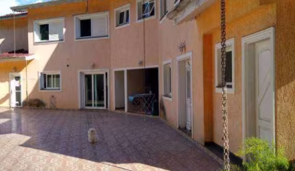 Sobrado com 05 dormitórios à venda, 570 m² por R$ 2.950.000 - Condomínio Arujazinho III Parte - Arujá/SP