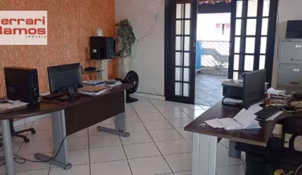 Sobrado com 3 dormitórios para alugar, 400 m² por R$ 6.460,00/mês - Jardim Rosa de Franca - Guarulhos/SP