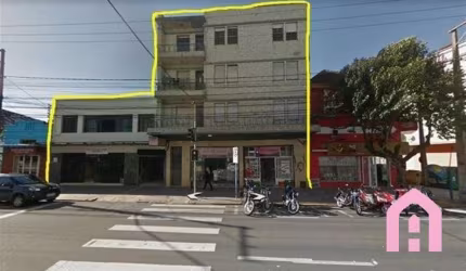 Terreno à venda no São Pelegrino, Caxias do Sul , 743 m2 por R$ 5.000.000