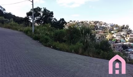 Terreno à venda na Nossa Senhora das Graças, Caxias do Sul  por R$ 125.000