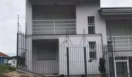 Casa com 2 quartos à venda no São Luiz, Caxias do Sul , 127 m2 por R$ 477.000