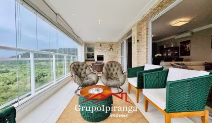 Apartamento, com vista para o mar no Guarujá. São 03 suítes, uma máster com varanda e 2 vagas