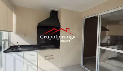 Apartamento com varanda Gourmet, 2 dormitórios sendo1 suíte e 1 vaga de garagem.