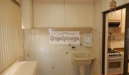 Apartamento com sacada, 3 quartos sendo 1 suíte com closed, 03 vagas de garagem , próximo Shopping Plaza Sul