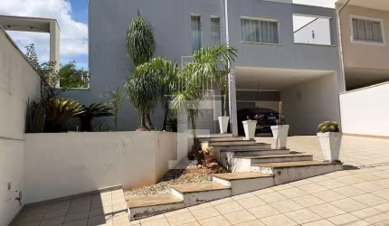 Casa em condomínio fechado com 5 quartos à venda no Parque Lausanne, Valinhos , 344 m2 por R$ 1.800.000
